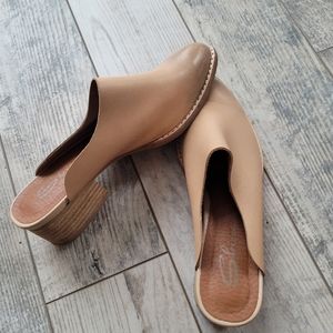 Sbicca Tan Mules
